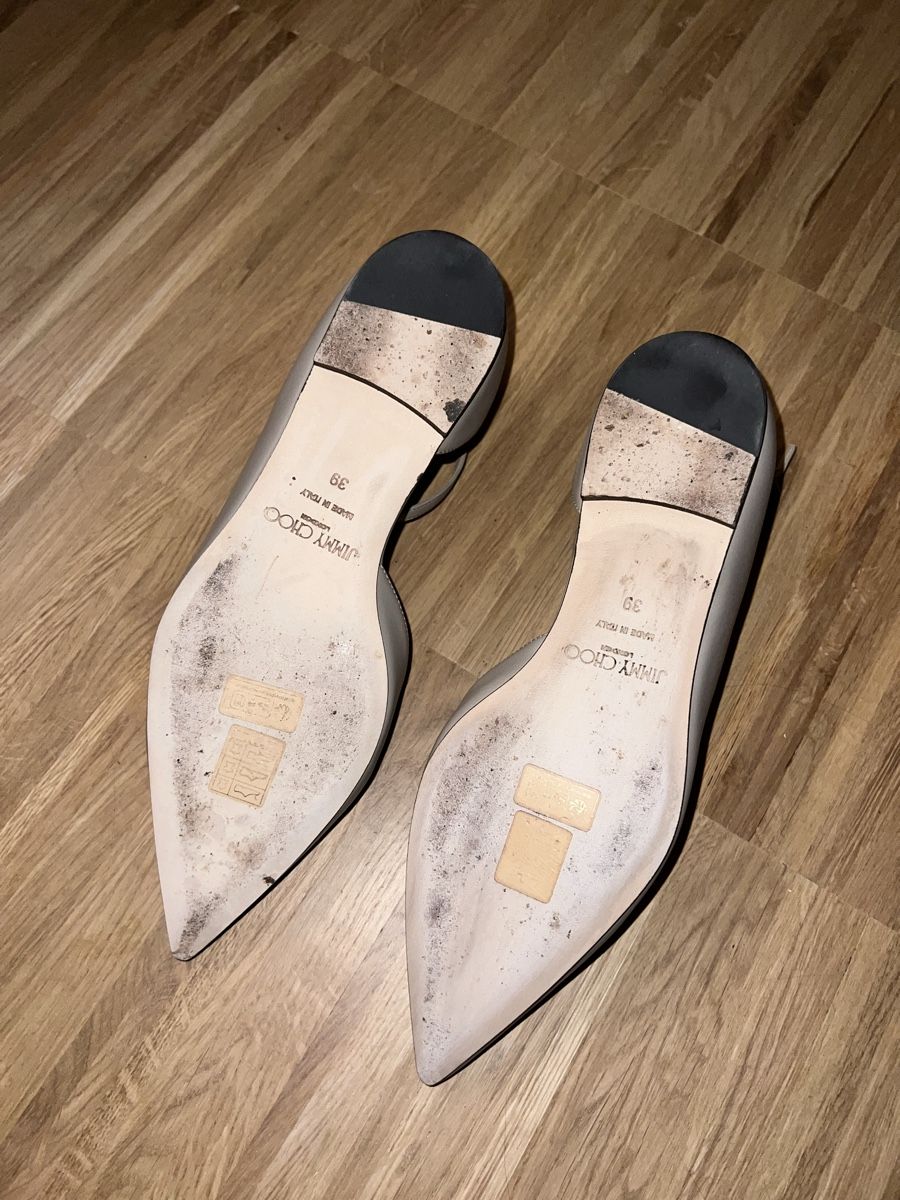 Scarpe da donna: Jimmy Choo Taupe Leona Flat - 39 – Nuovo (secondo la descrizione) da Zürich venduto da kim_8lbq 1
