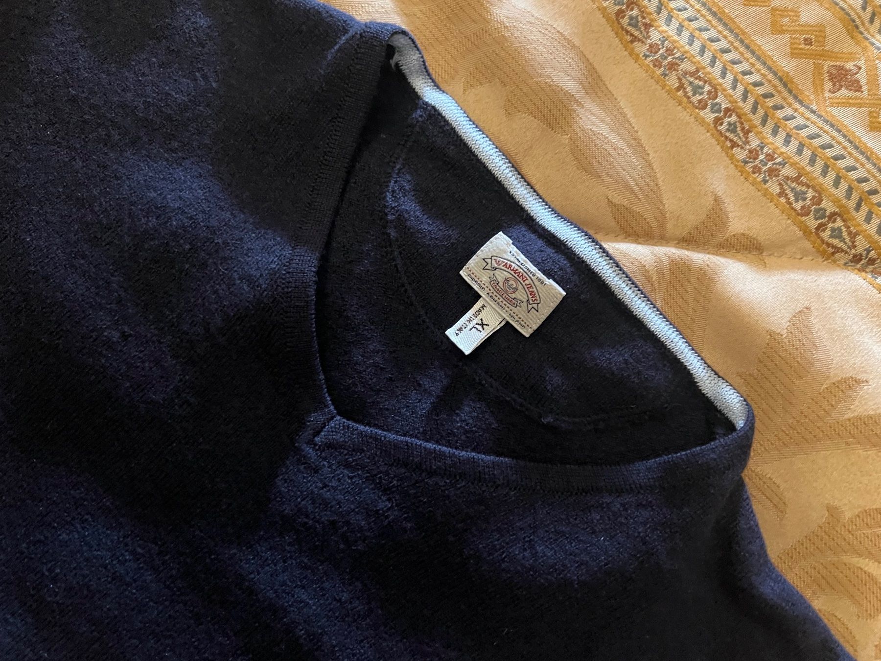 Armani Maglioni & Felpe: ARMANI Herren V-Pullover blau wolle gr.XL /L – Usato da Wetzikon ZH venduto da Evogv 3