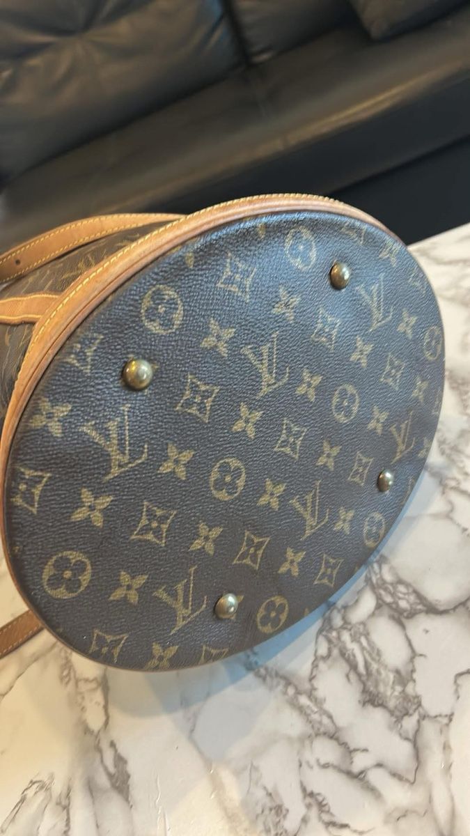 Louis Vuitton Borse da donna: Louis Vuitton Bucket 27 GM Monogram Canvas – Usato da Widnau venduto da Pukpan_99 2