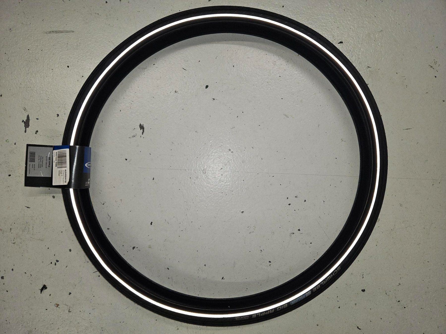 Pezzi di ricambio: 2 x Pneu Schwalbe Big Apple 28x 2.00 – Nuovo e nell'imballaggio originale da Oberlunkhofen venduto da t083549 1