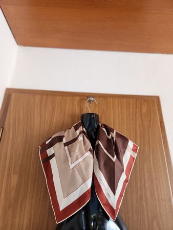 Foulard en soie vintage L. DORMONT PARIS géométrique