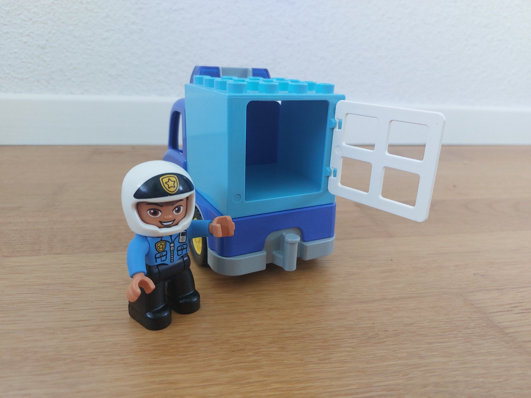 Duplo Spielzeuge: LEGO Duplo Polizei Streifenwagen – Gebraucht aus Balterswil von  1