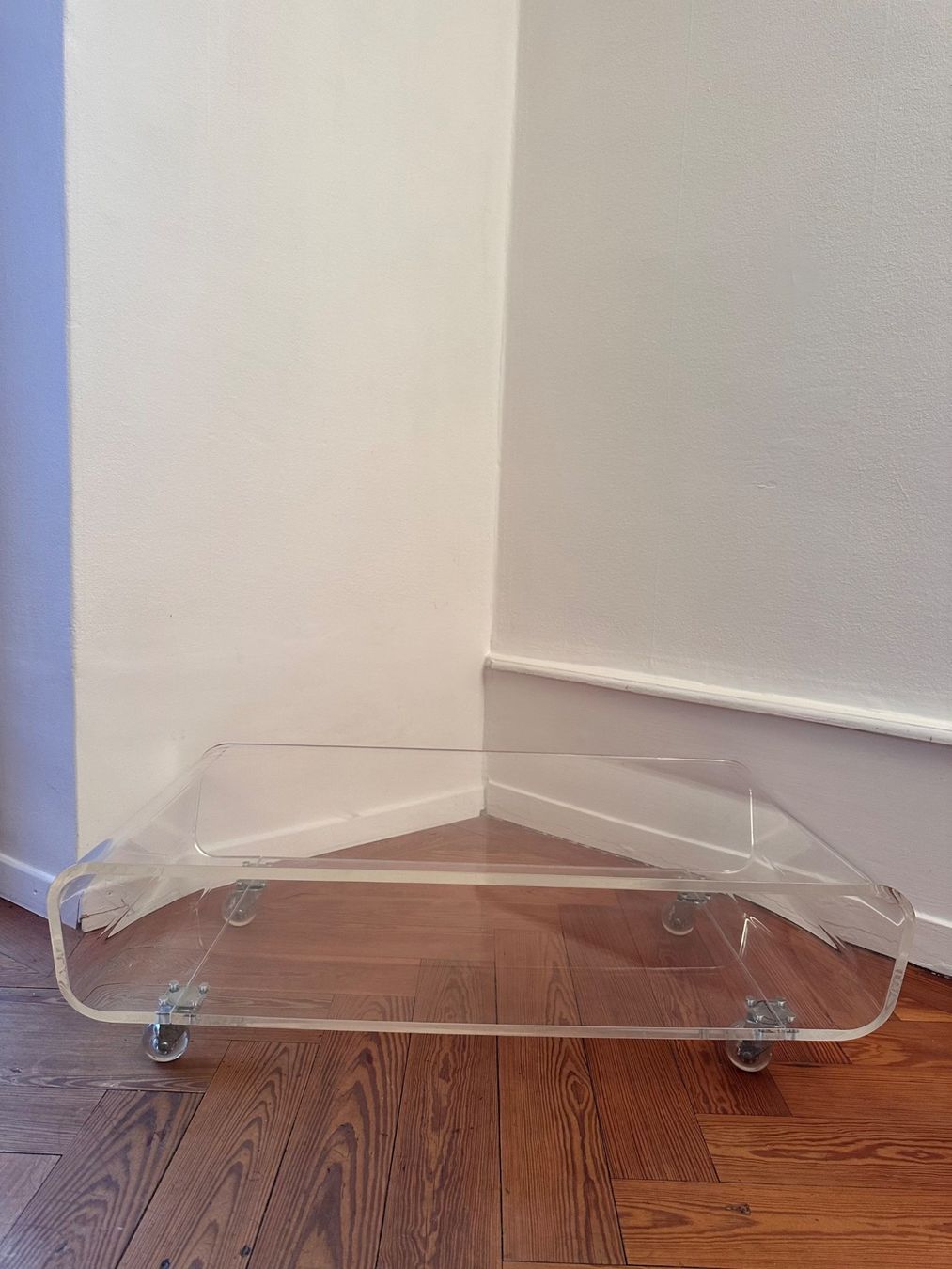 Tavoli: Table basse en plexiglas vintage 70–80 – Usato da Lausanne venduto da jul_v9ht 3