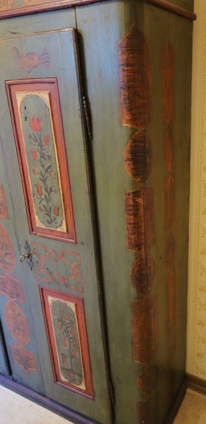 Armadi: Antiker Bauernschrank anno 1726 – Usato da Biel/Bienne venduto da Rothar 2