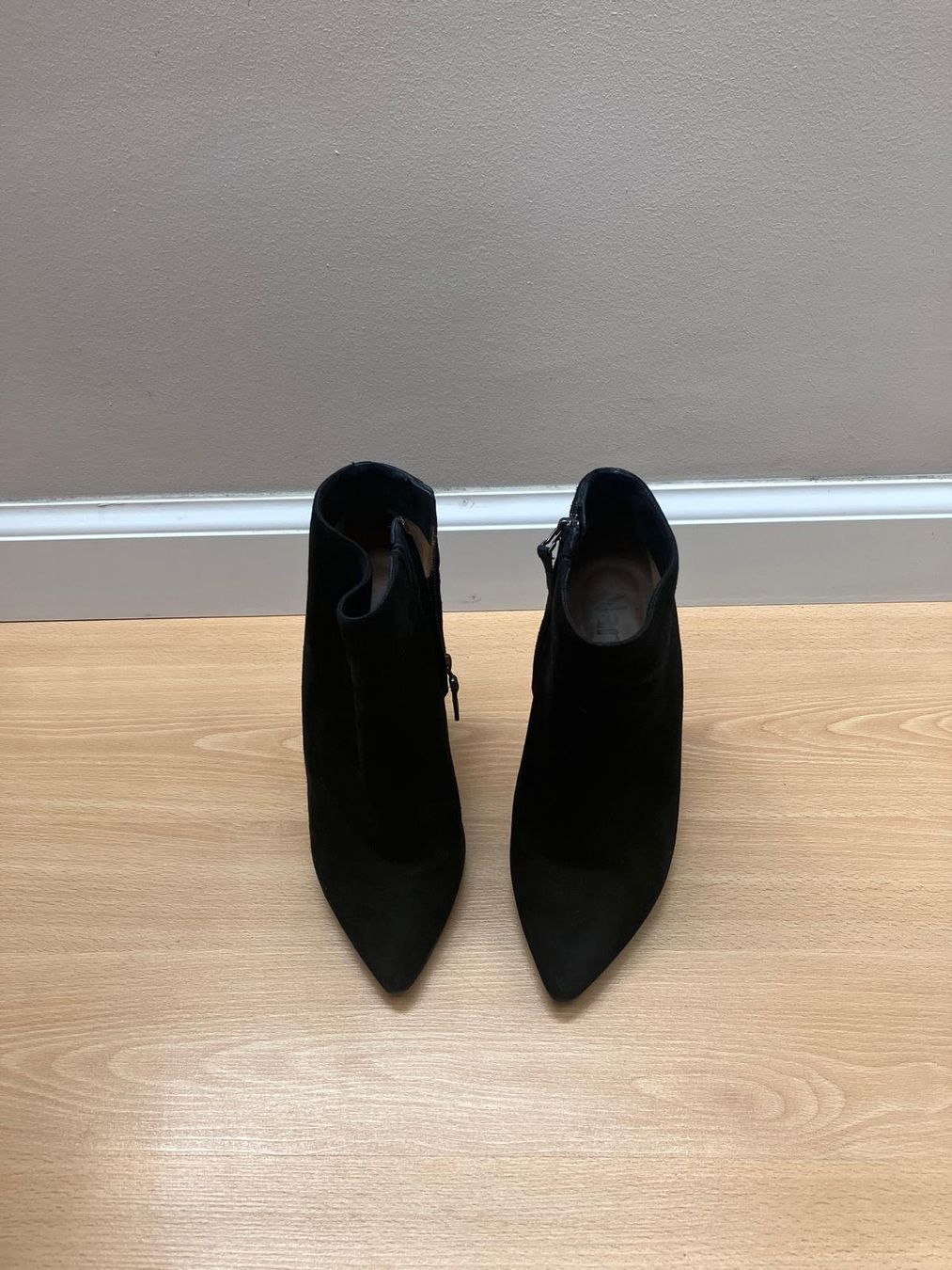 Damenschuhe: Elegante Wildleder Stiefeletten Nando Muzi, schwarz, Gr. 39 – Gebraucht aus Niedergösgen von lil_s6k8 1