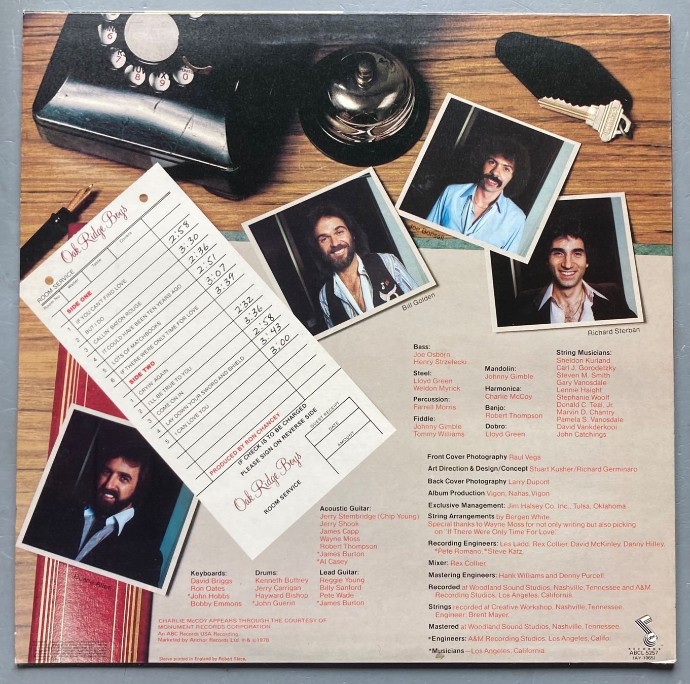 Dischi in vinile: THE OAK RIDGE BOYS - ROOM SERVICE – Usato da Poliez-Pittet venduto da Newtown-Records 1
