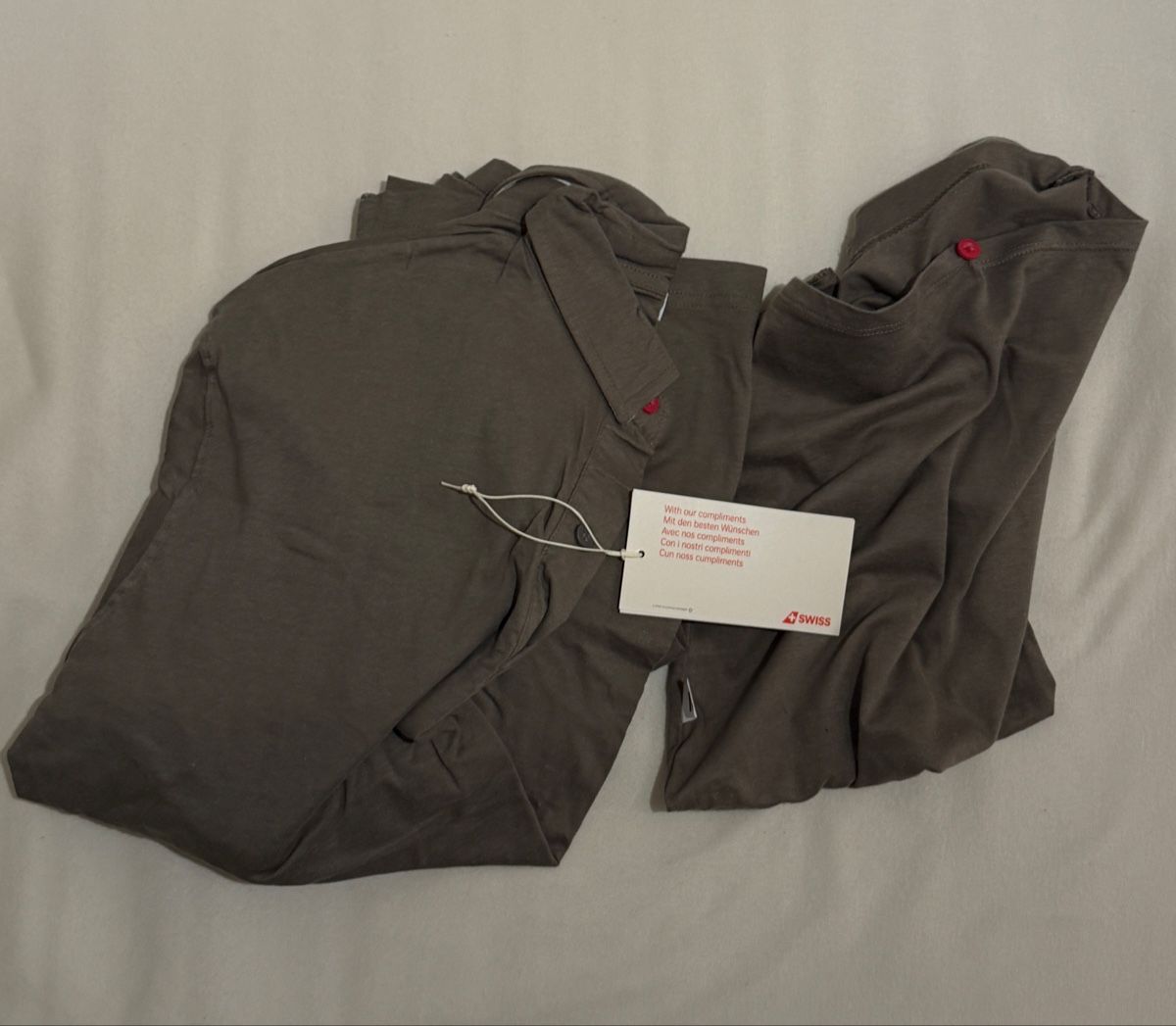 Zimmerli Pigiami: Zimmerli Pyjama Set, Gr. M, SWISS FIRST Class, älteres Model – Nuovo e nell'imballaggio originale da Bottmingen venduto da mat_77yv 2