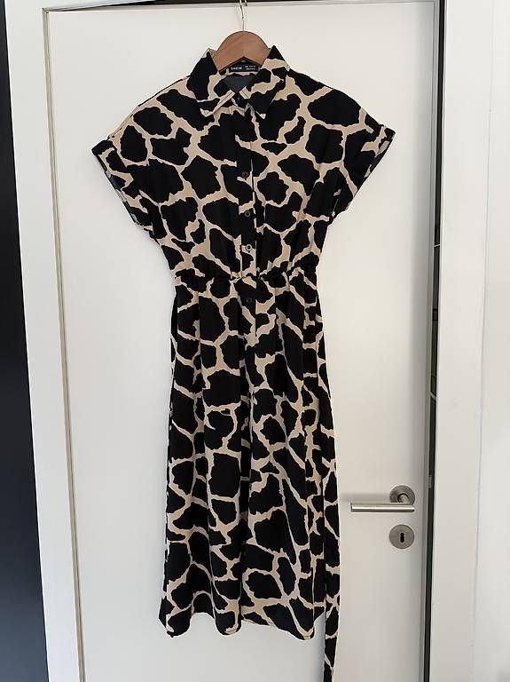 Vestiti: Hemdkleid gr.S (neu) – Usato da Hofstetten SO venduto da Katharina_Nina_Nina