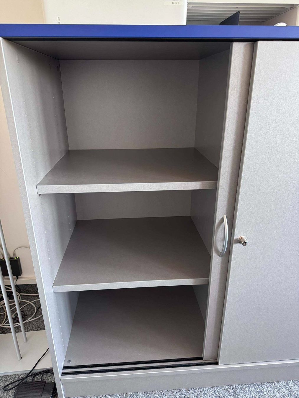Schränke: Büroschrank / Aktenschrank – Gebraucht aus Rotkreuz von Michi_9596 1