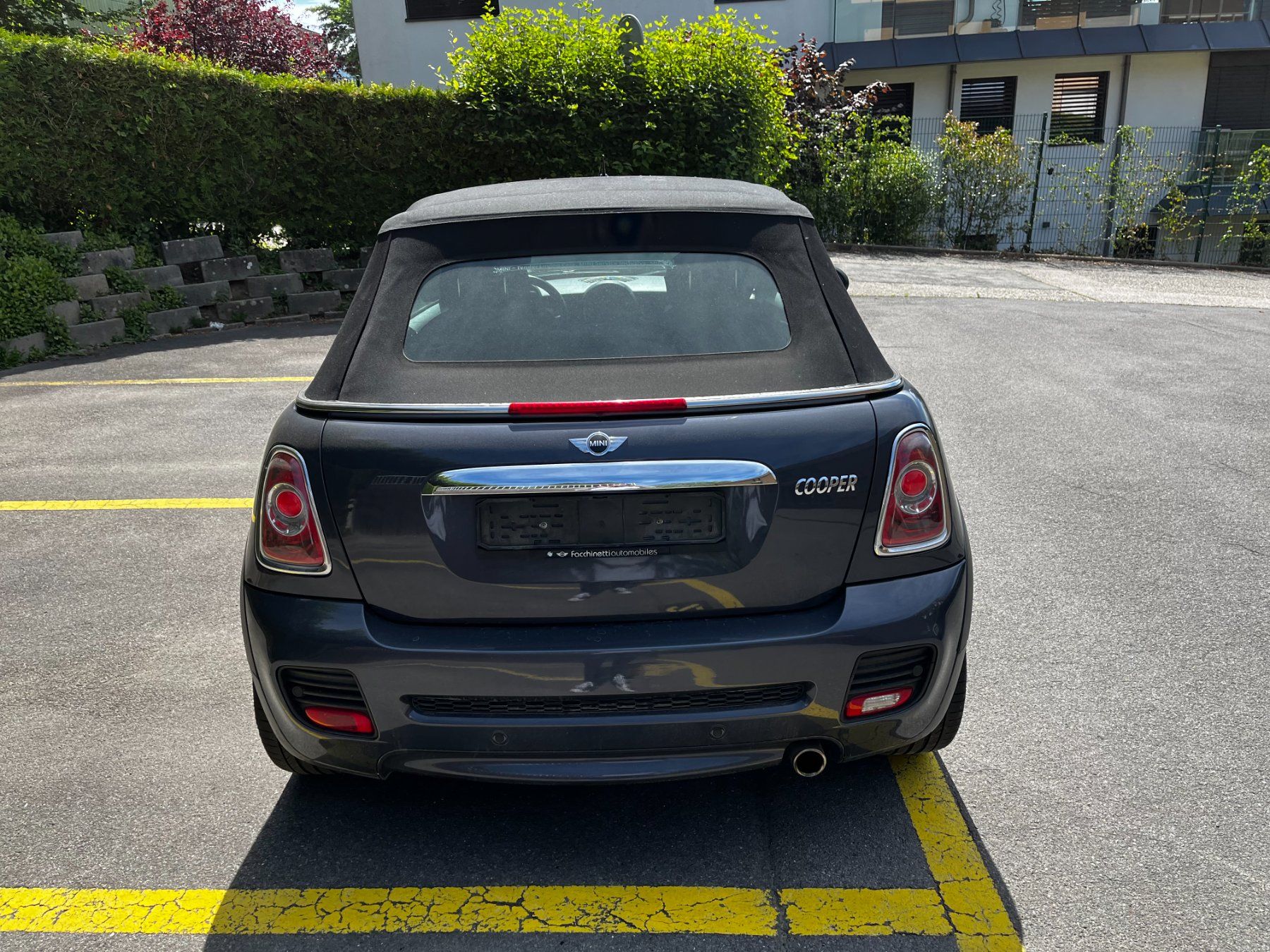 Mini Autos: Mini Cooper 1.6i Cabrio – Gebraucht aus La Conversion von cla_6yt6 1