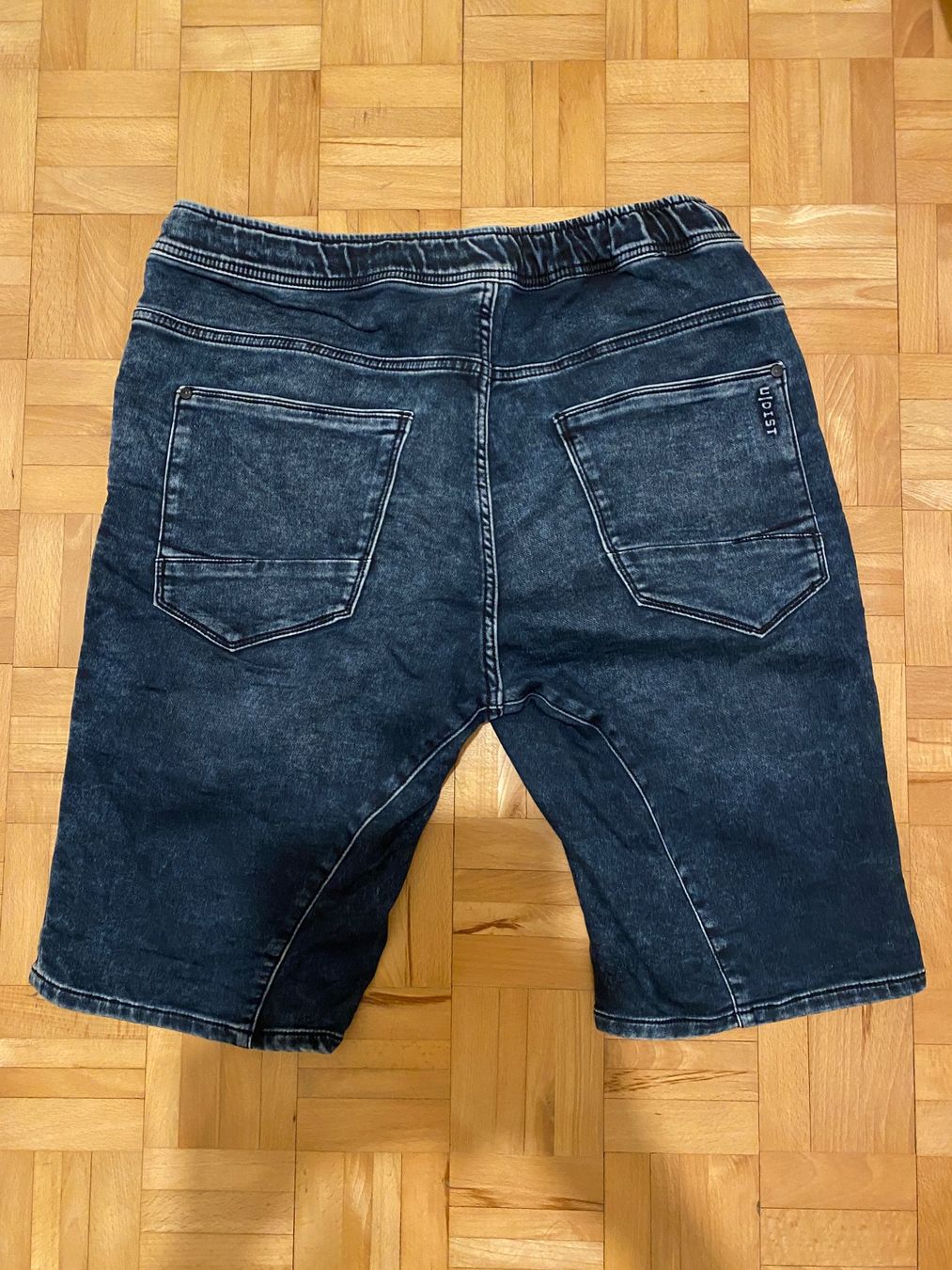 Pantaloni: Kurze Hose, Grösse W36 – Usato da Zürich venduto da Wim-Broccoli 3