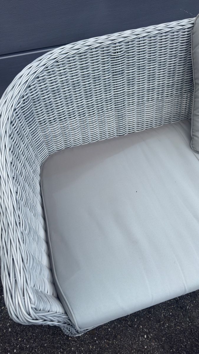 Sofas: Gartensofa mit Tisch Rattangeflecht Hellgrau mit Kissen – D'occasion à Jenins par lin_mw5c 5