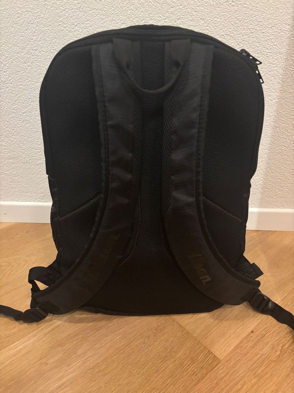 Wilson Sacs à dos: Wilson Roger Federer Tennis Rucksack – D'occasion à Langnau am Albis par MatPed26 3