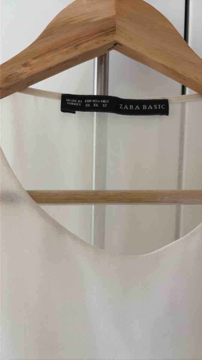 Zara Top: Zara Basic Sleeveless Top, Cream, Size XL – Usato da Zürich venduto da cme_ft9l 1