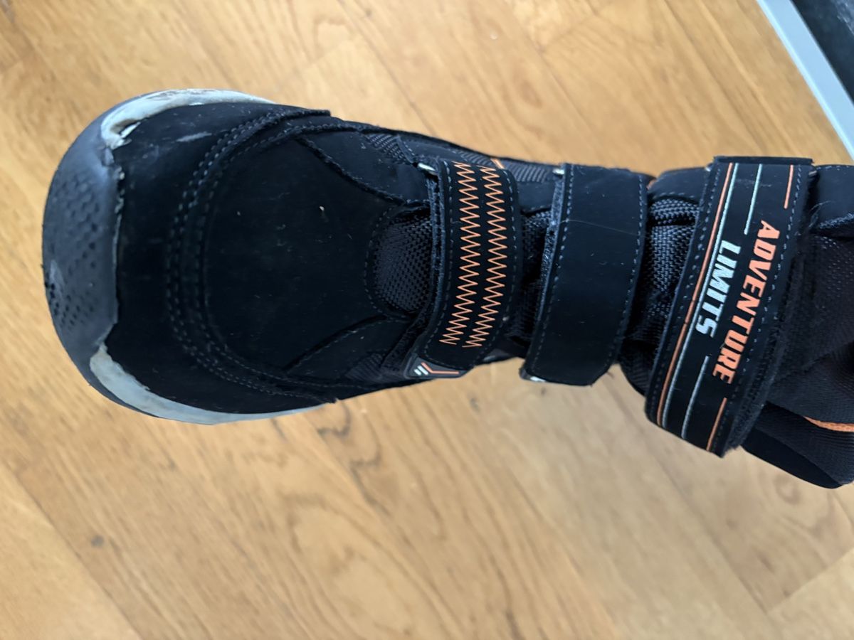 Scarpe per ragazzi: Winterstiefel, Gr. 36, Schwarz, Kinder – Usato da Beromünster venduto da msklef 9