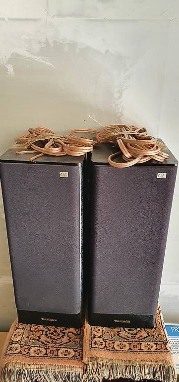 Haut-parleurs: Enceintes HI-FI Technics – D'occasion à Corcelles NE par GPA1965