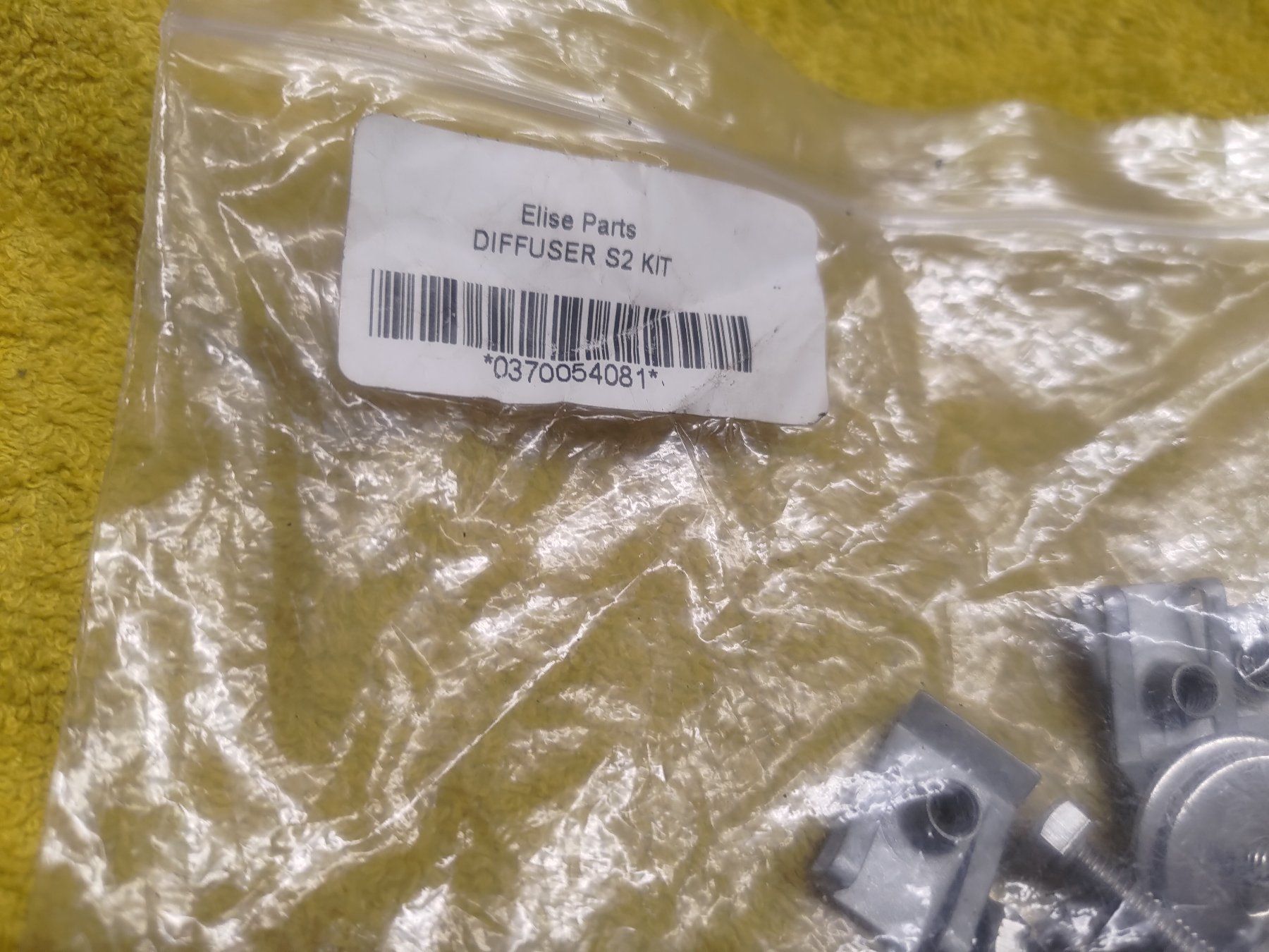 Tutti pezzi di ricambio auto: Kit Diffuseur  Lotus Elise S2 – Nuovo e nell'imballaggio originale da Grimisuat venduto da Drizzt75 2