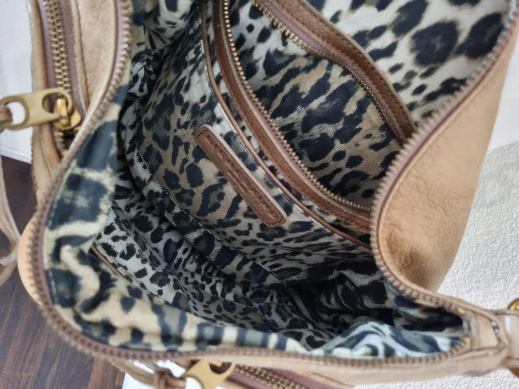 Liebeskind Taschen für Damen: LIEBESKIND Tasche Leder – Gebraucht aus Wolfwil von s.ara_c 3