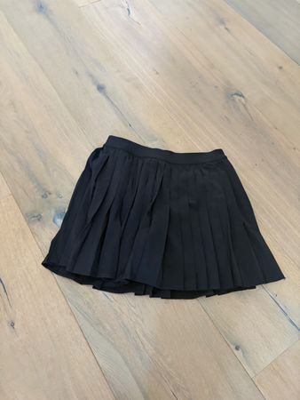 Lululemon Faltenrock schwarz Grösse M, neu!