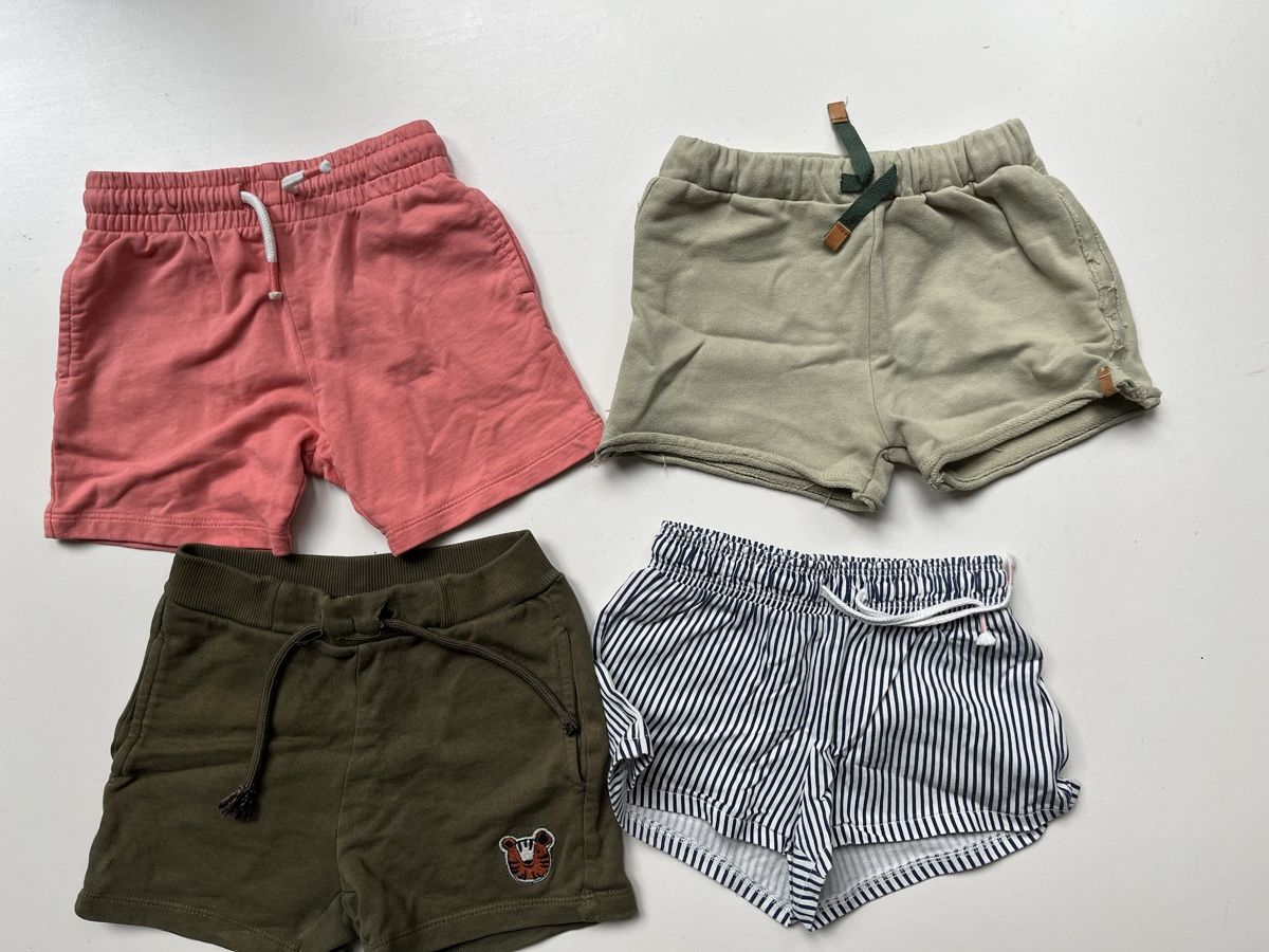 Pantaloni: Shorts Bundle, size 98-104 – Usato da Zürich venduto da Agave_Sue 3