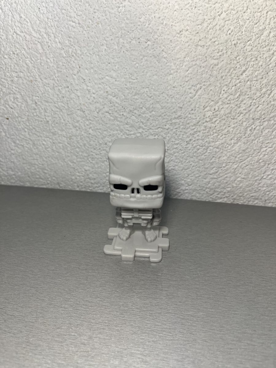 Mc Donald's Statuette: Minecraft Skeleton Minifigure Mcdonald’s – Nuovo (secondo la descrizione) da Wassen UR venduto da Mariianita