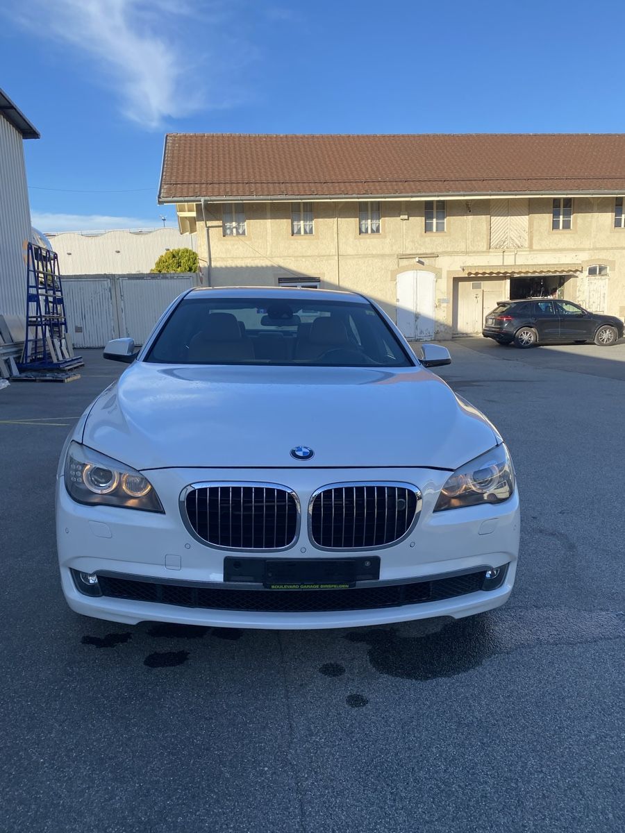 BMW Automobili: BMW 750i xDrive – Usato da Denges venduto da tin_2fxr 2