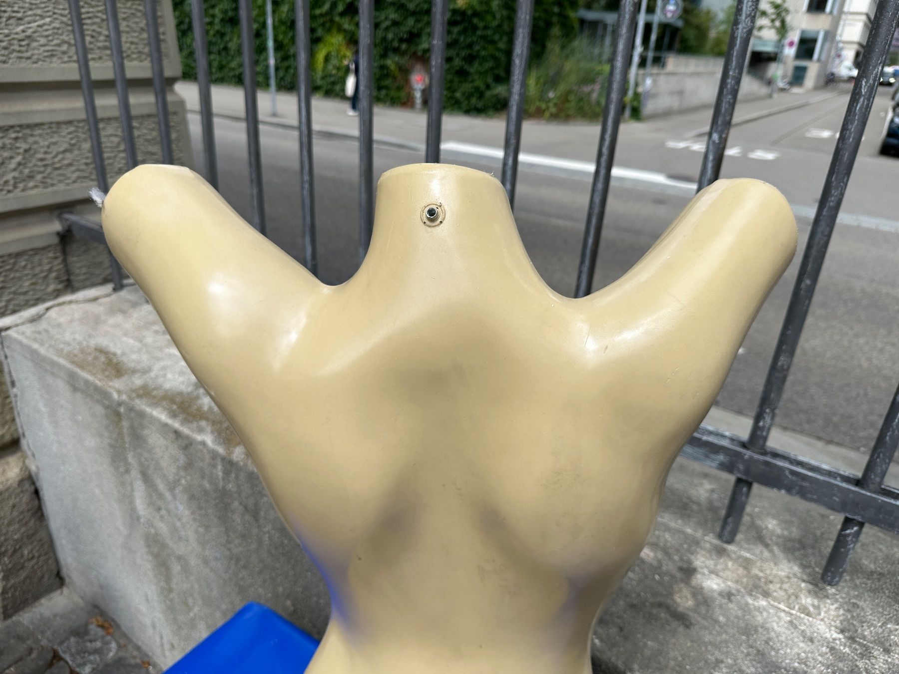 Altro in Decorazioni & Accessori: weibliche Büste Torso Schaufensterpuppe – Usato da Zürich venduto da atlantis77 4
