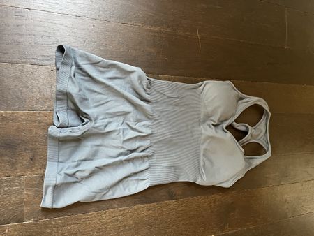 Sporteinteiler mit Scrunch