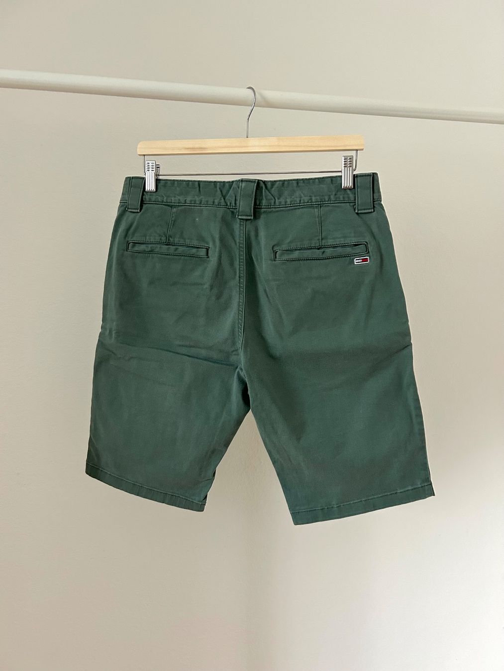 Pantaloni: Tommy Jeans shorts – Usato da Zürich venduto da _nathalie_ 1