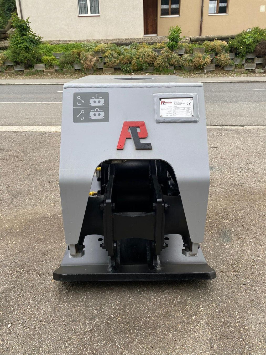 Escavatori: Bodenverdichter / Vibroplatte zu Bagger – Usato da Hasle LU venduto da LinTech 5