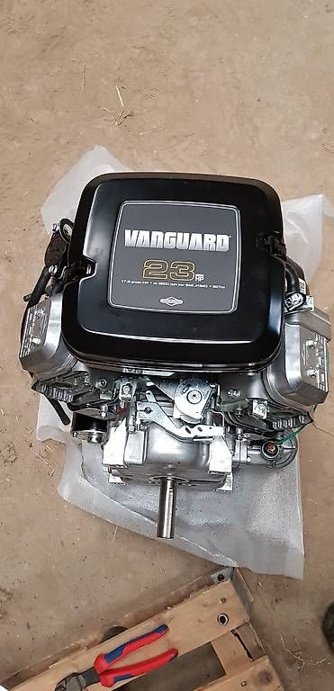 Moteurs: Vanguard 21hp Motor  – D'occasion à Düdingen par jo420el 1
