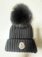 Moncler Mütze (Fuchspelz) schwarz