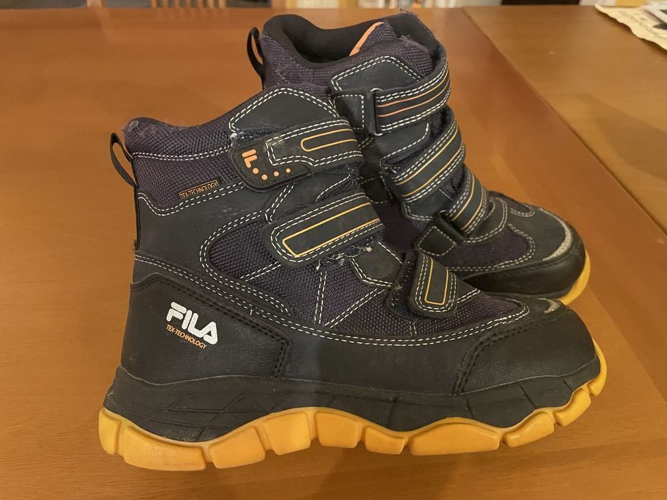 Scarpe per ragazzi: Junge Stiefel Boots 34 Fila – Usato da Bergdietikon venduto da antovale