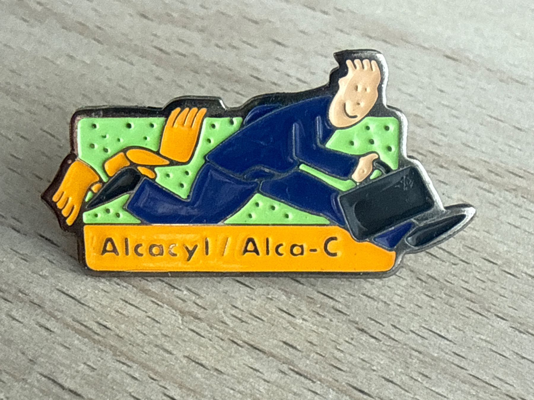 Plaketten & Abzeichen: Pin Alcasyl Alca-C – Gebraucht aus Glattbrugg von Schweigmatt