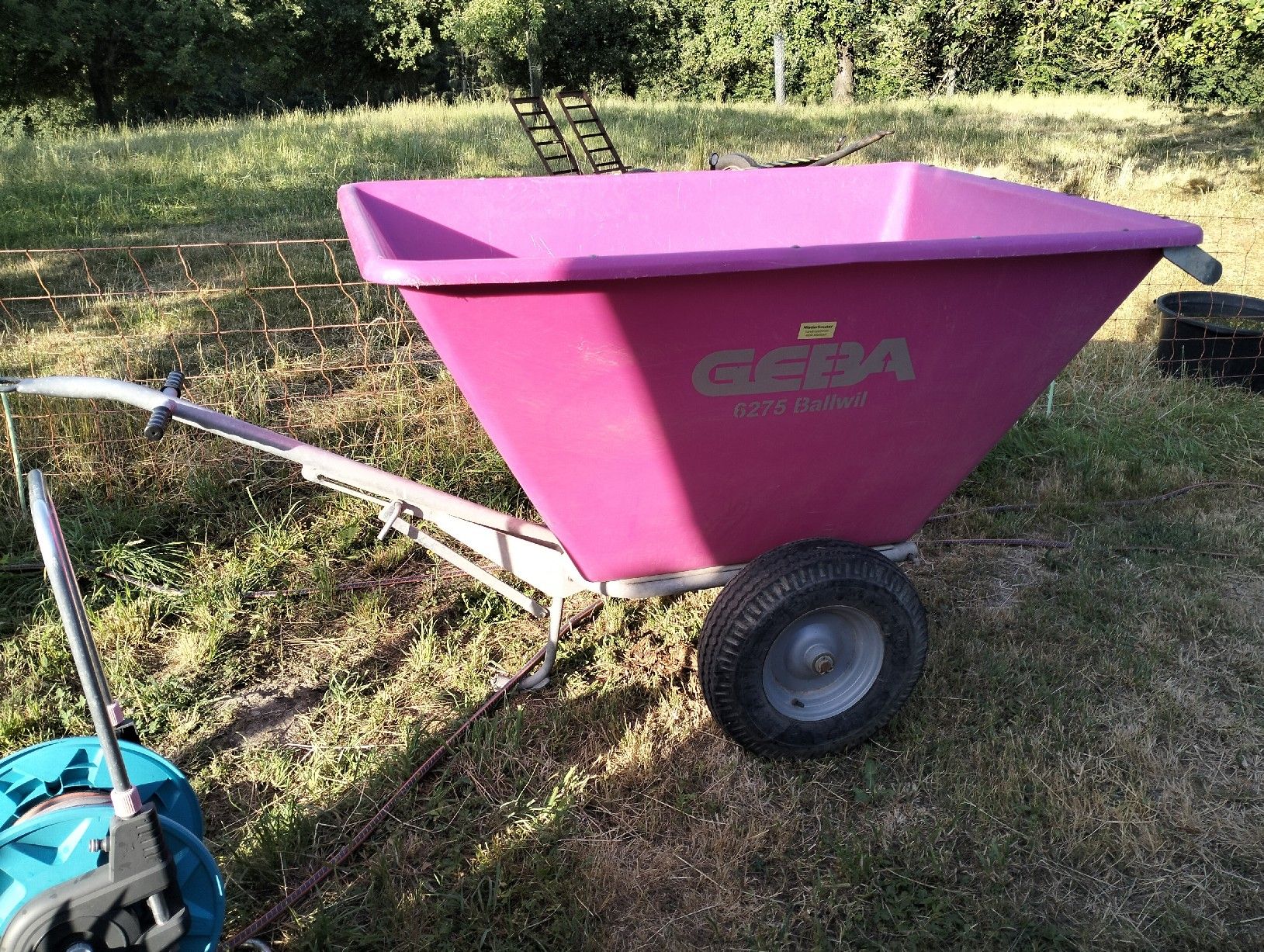 Geba Alle Maschinen: Silowagen/Futterwagen 700l Geba – Gebraucht aus Gerlikon von AlderDaniel1999