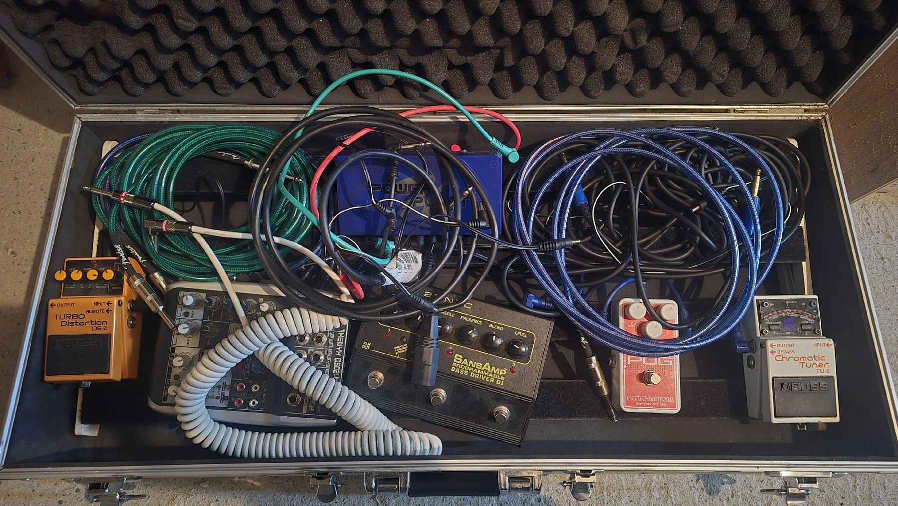Instruments de musique: pédales basse – D'occasion à Martigny par fre_s52s