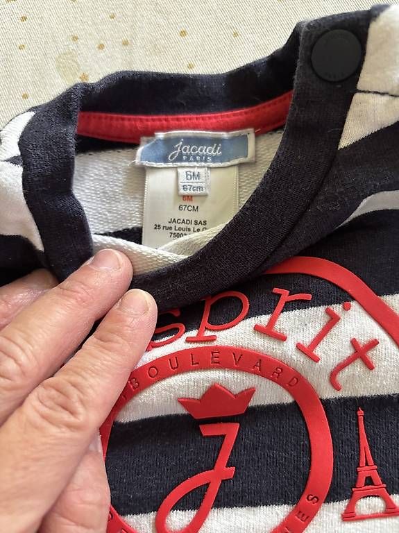 Pulls et sweat-shirts: Pull Jacadi taille 6 mois  – D'occasion à Genève par Mayatatiana 1