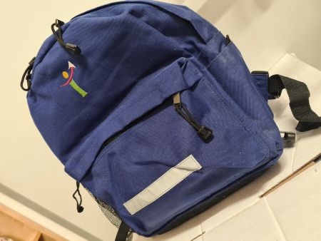 Schlichter Nylon Rucksack, 36x32 cm