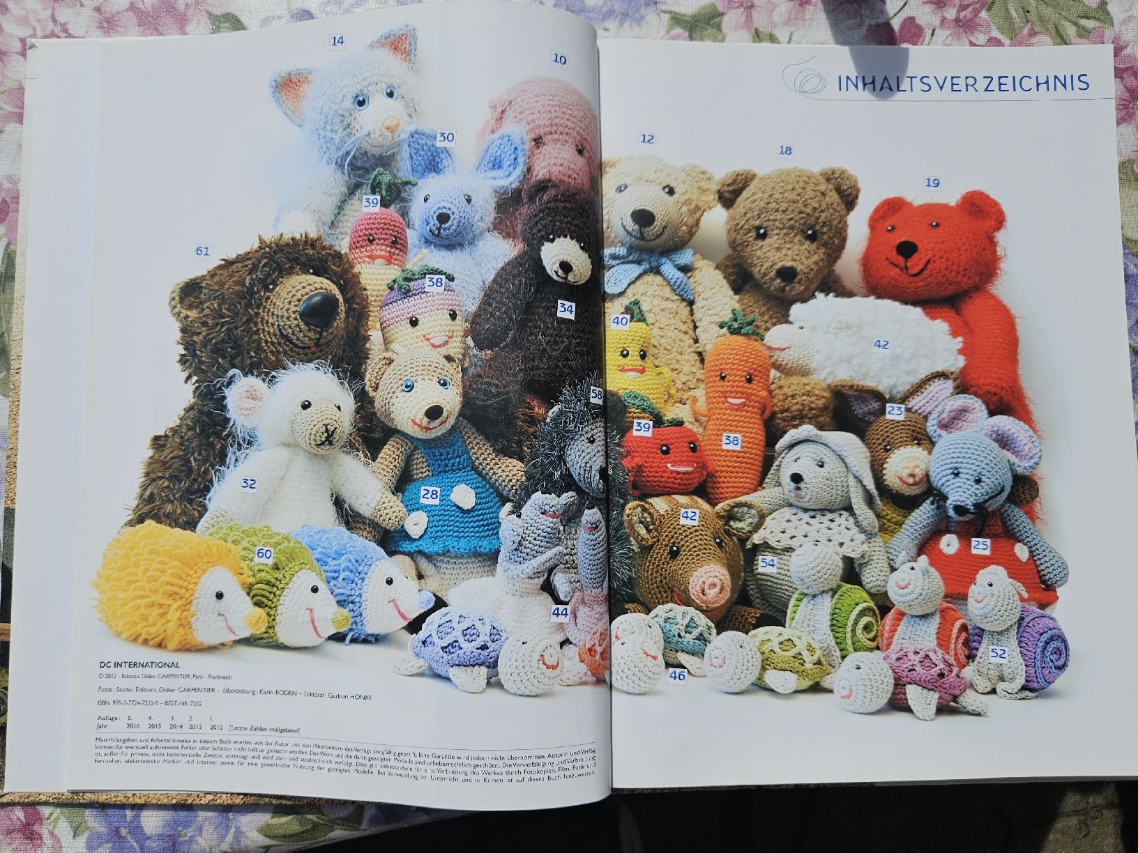 Libri: Häkelbuch "Kuscheltiere in den Ferien" – Usato da Ebikon venduto da SecondChance_byM 1