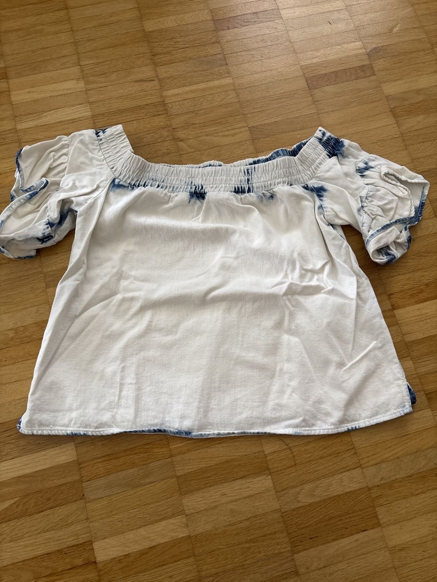 Allsaints Camicette: Allsaints Jeans-Bluse kurz – Nuovo e nell'imballaggio originale da Sisseln AG venduto da Gommibaerli87