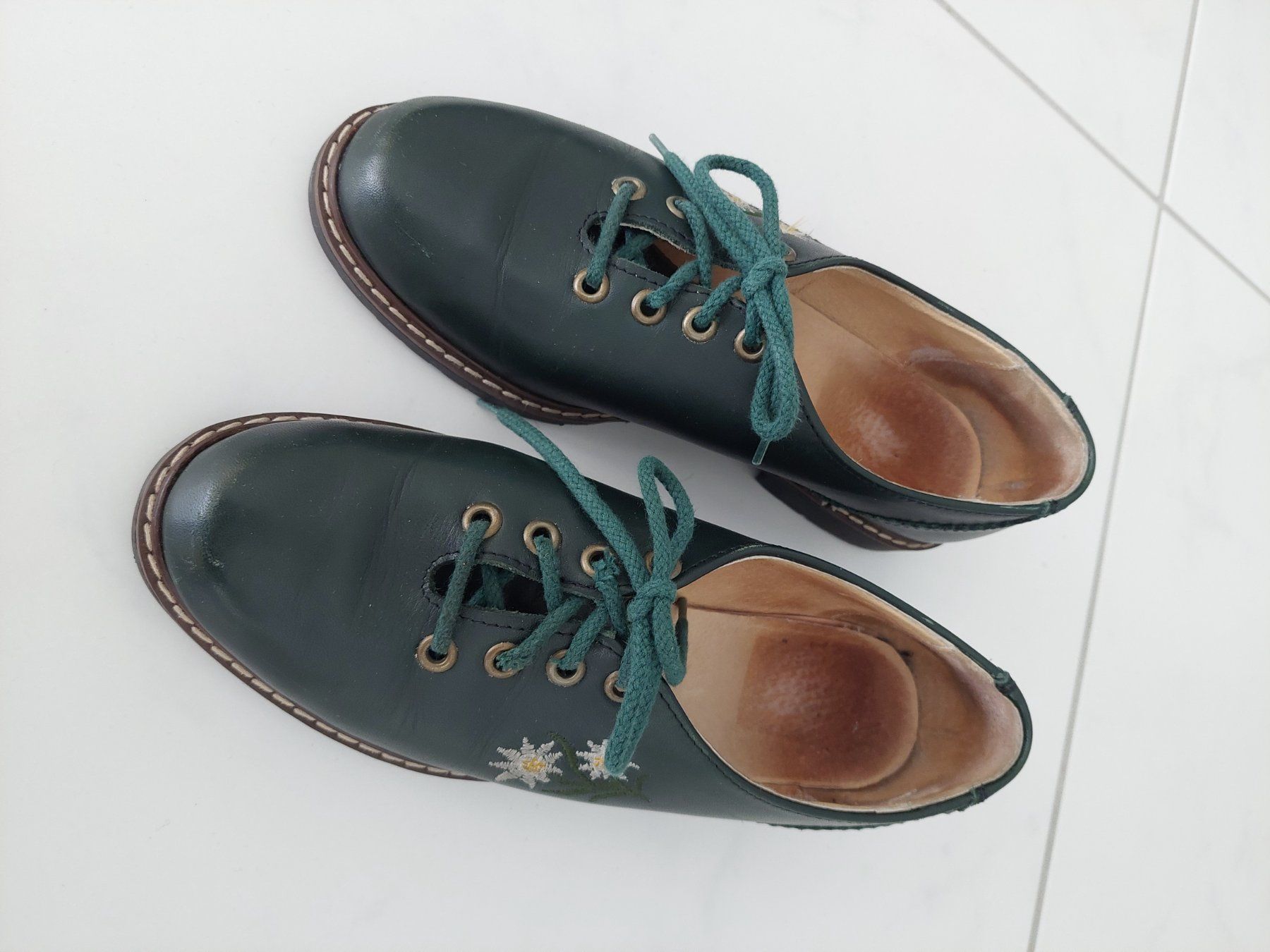 Scarpe da donna: Lederschuh Gr. 5 1/2 (37.5) – Usato da Beckenried venduto da Anmu1 1