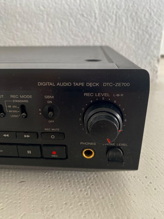 DAT Recorder DTCZE700 Kaufen auf Ricardo