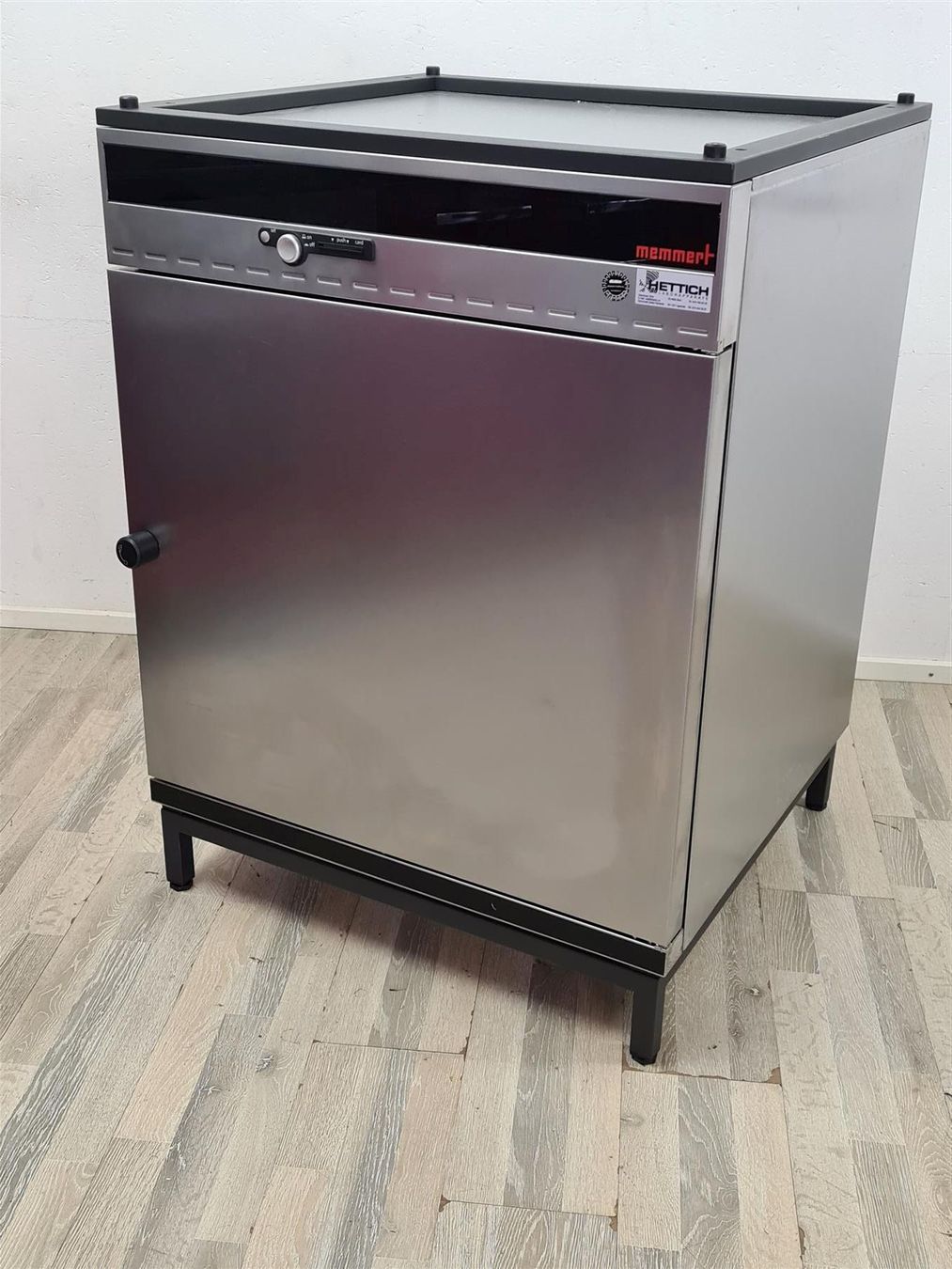 Sonstiges Tierzubehör: Memmert Co2 Incubator INC 246 med – Gebraucht aus Niederdorf von LeptonAG_Labor