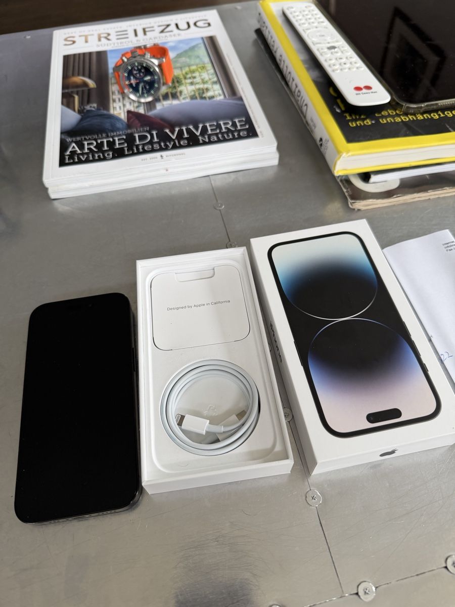 Apple Handys / Smartphones: IPhone 14 Pro 128 GB Black – Neu (gemäss Beschreibung) aus Widnau von Freimmo 2