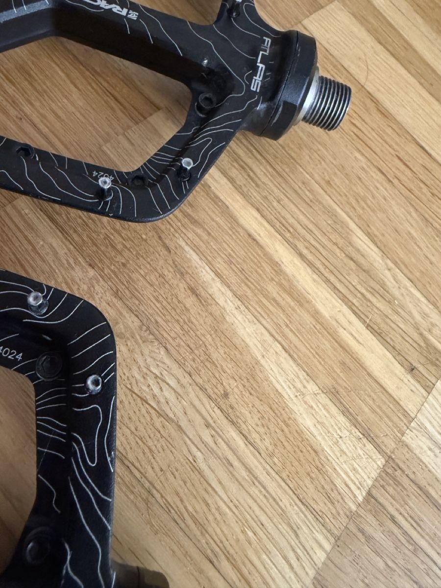 Race Face Ersatzteile: Race Face Atlas Pedale – Neu (gemäss Beschreibung) aus Laufen von Tremaex 2