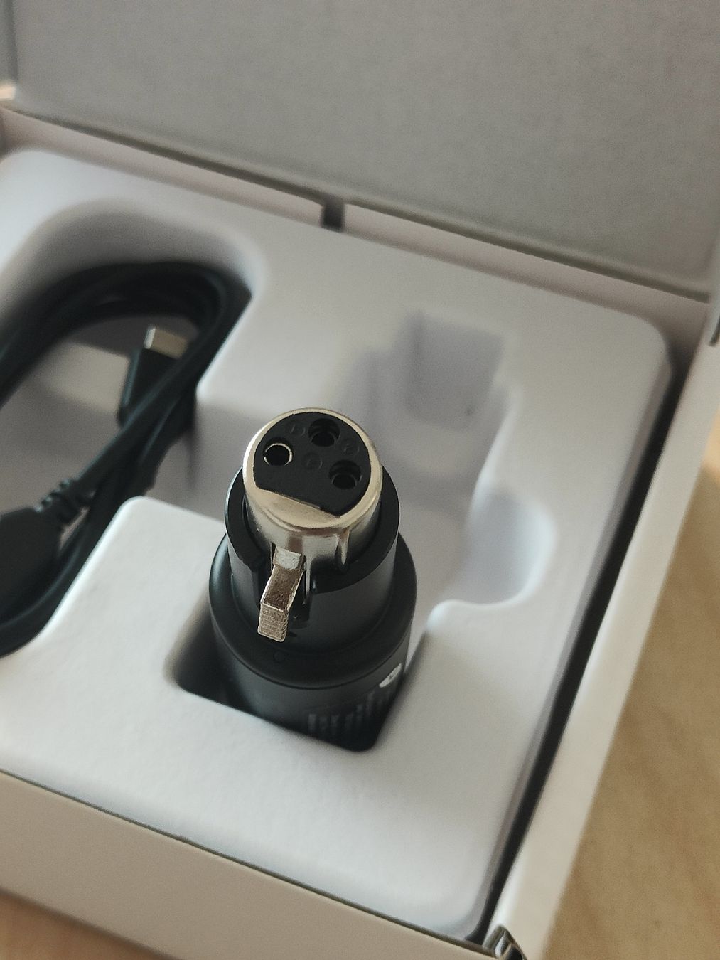 Lecteurs & Adaptateurs: Interface audio numérique Shure MVX2U état comme neuf – Neuf (Voir description) à Lausanne par sam_668z 4