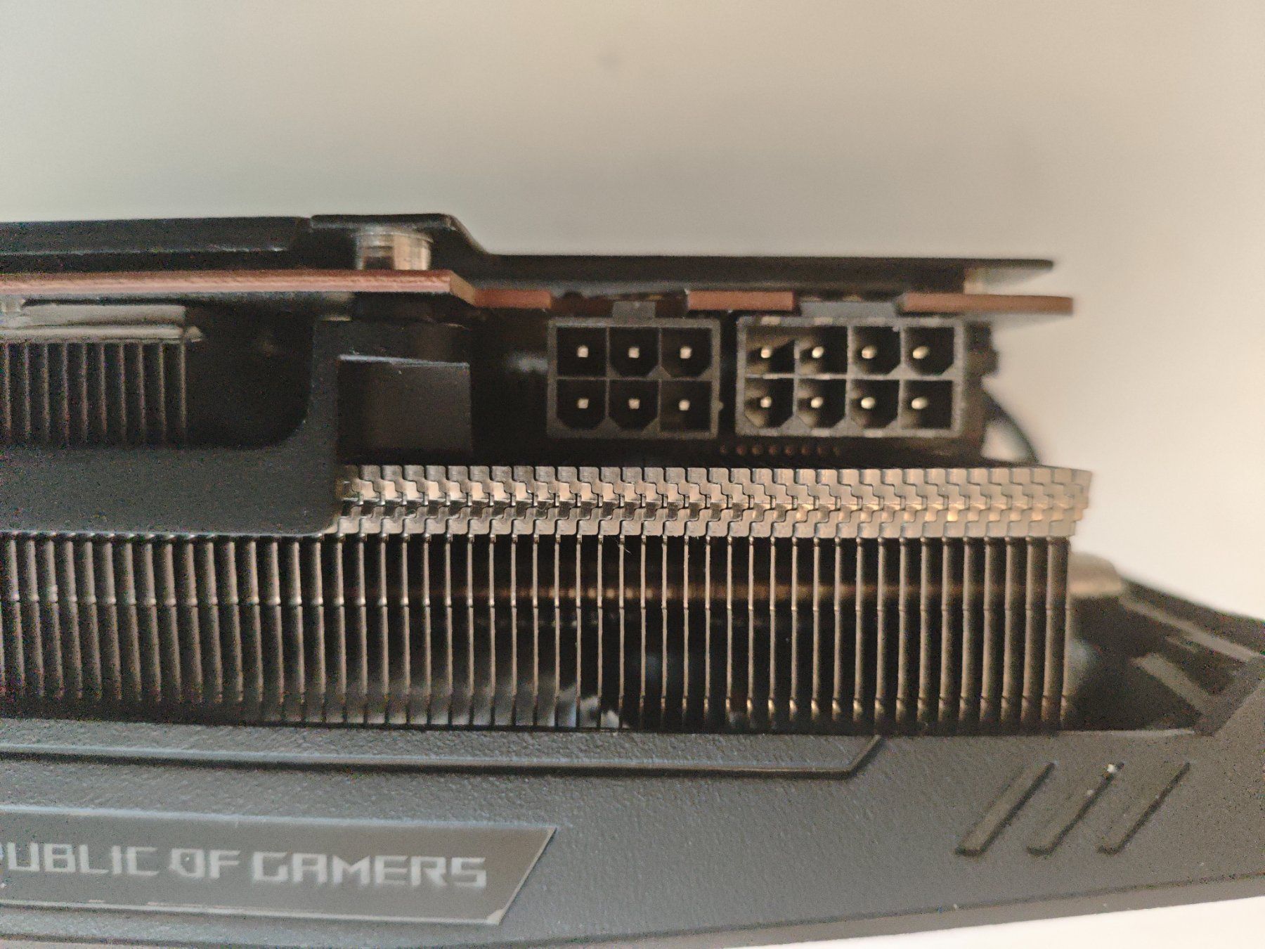 Asus Cartes graphiques: ASUS RX 5700 8 GB – Défectueux à Wallisellen par Kleindai 3