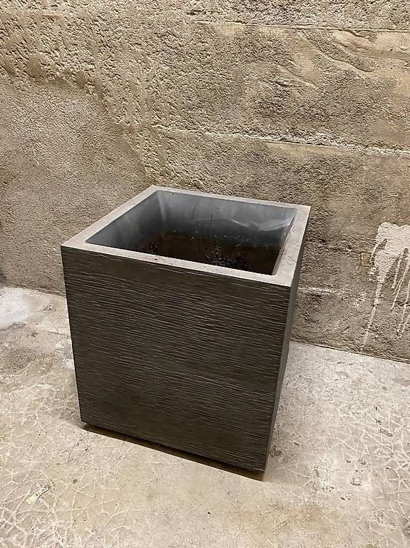Vasi per fiori: 2 Pots à fleurs EDA Graphit?Up 40x40x44cm – Usato da Genève venduto da Fencer3_914 2