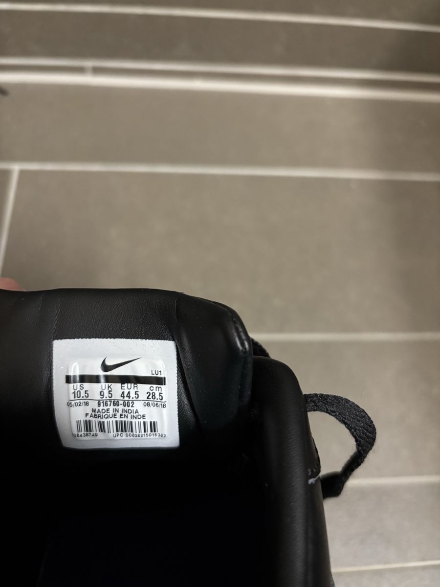Nike Scarpe da uomo: Nike Court Borough Black, Gr. 44.5 – Nuovo (secondo la descrizione) da Rüschlikon venduto da viv_zyz2 4