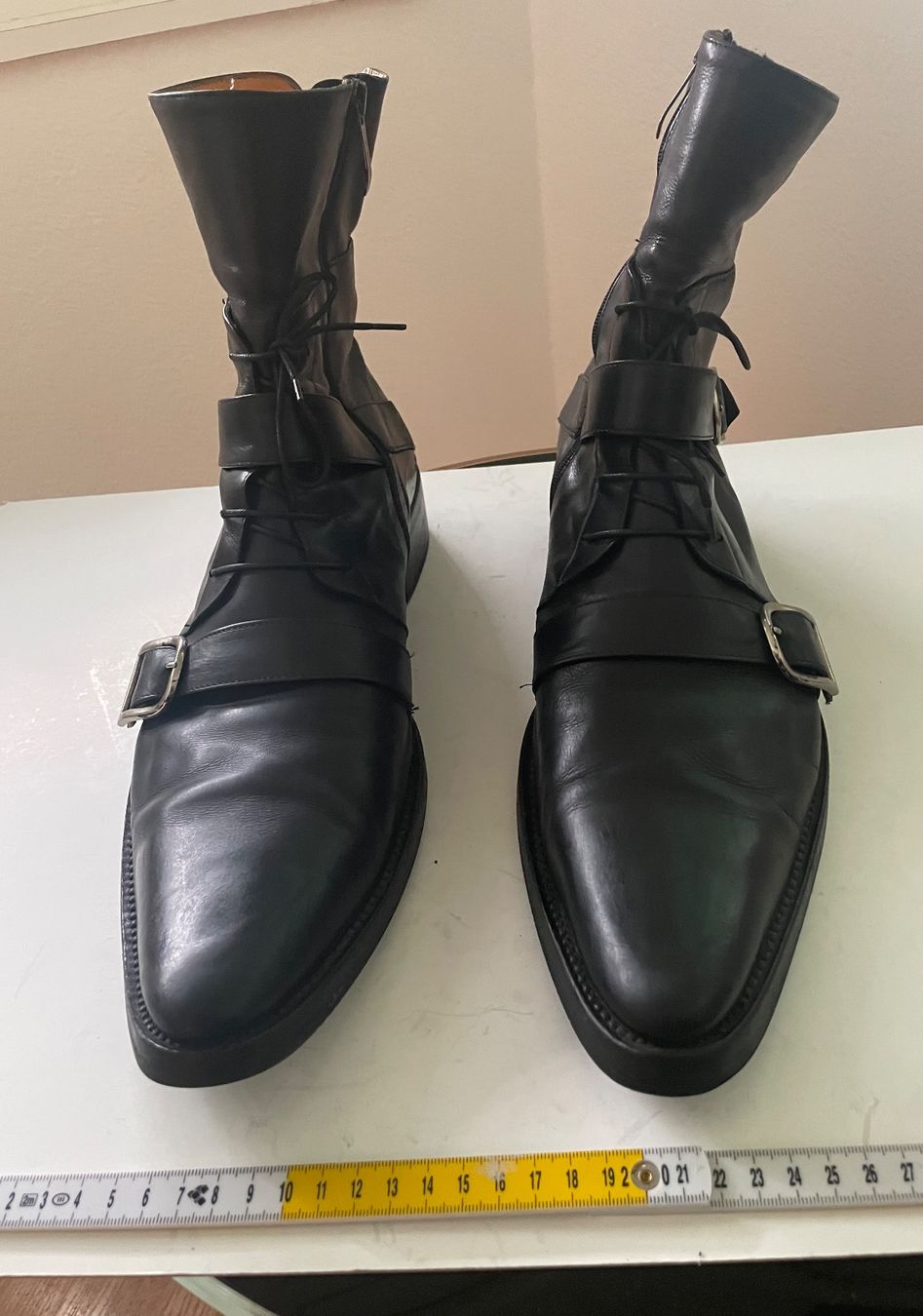 Chaussures hommes: Stiefel schwarzes Leder Gr 46 – D'occasion à Unterengstringen par DeaundHeinz 2
